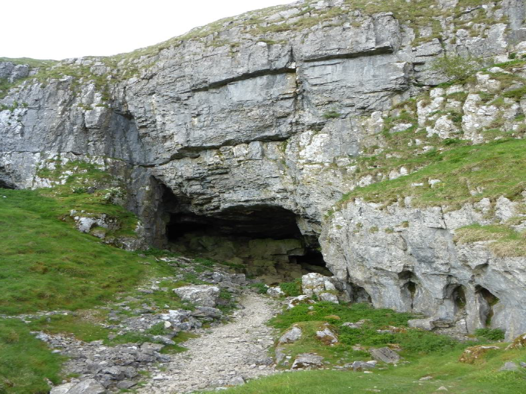 The entrance to Victoria Cave